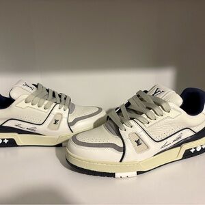 Louis Vuitton Men’s White, Gray & Navy Low-Top Sneakers